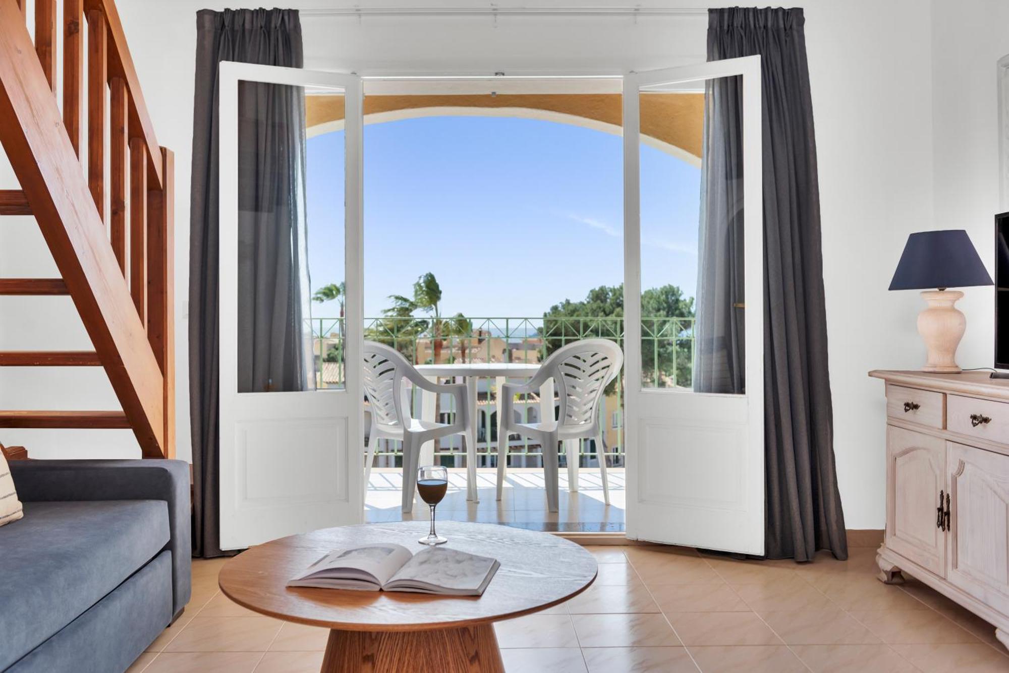 Aparthotel Ona Club 3*
